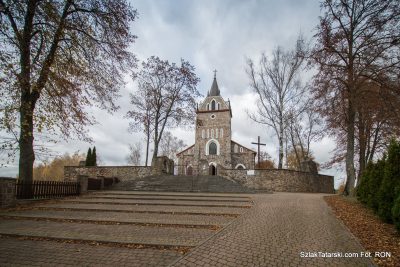 Kościół w Majewie